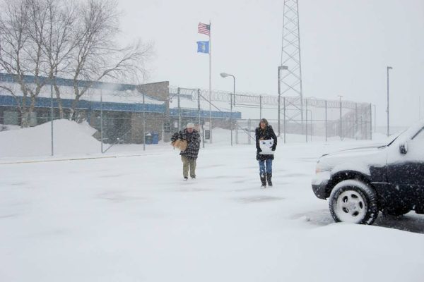 With the help of a prison employee, Edmunds carries her belongings out of prison in February 2008. The Dane County District Attorney's office officially dropped her case five months later.